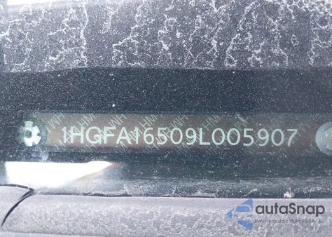 2009 Honda Civic Lx z USA, uszkodzony, nr VIN 1HGFA16509L005907